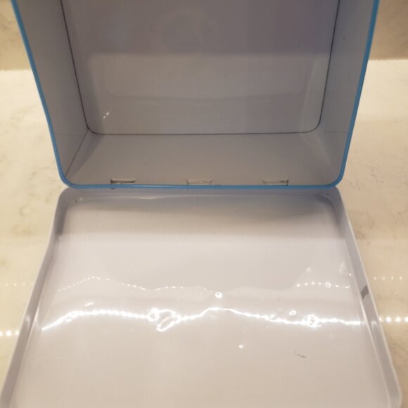 Disney Pocahontas Lunch Tin Box - Picture 10 of 13